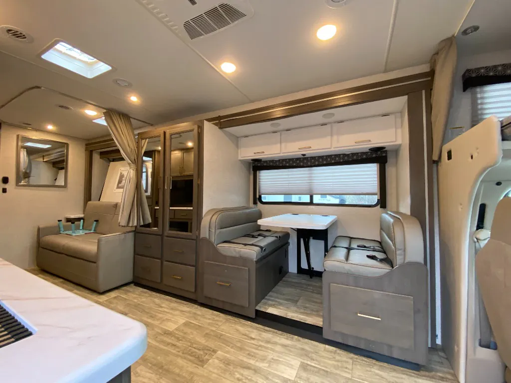 2024 Thor Motor Coach Freedom Elite 27HE, Photos photo 16