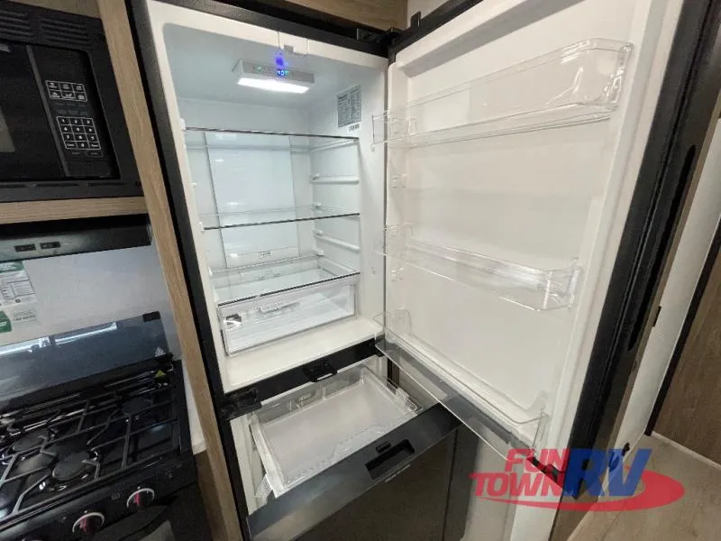 2026 Coachmen RV Freedom Express Select 30SE - Photo 4