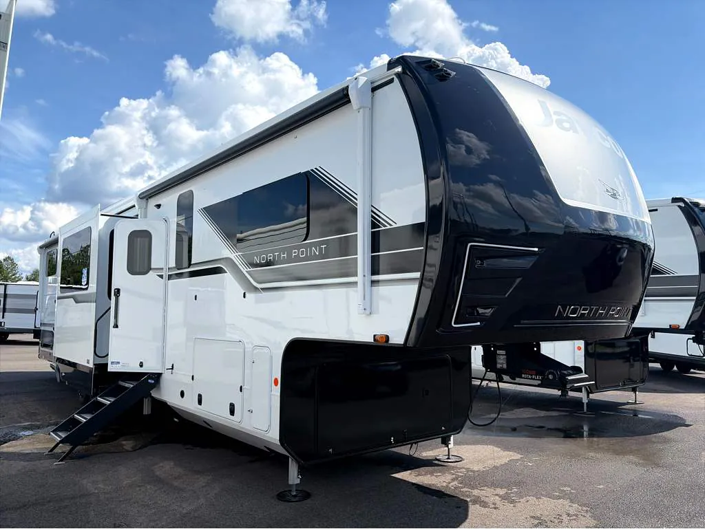 2027 Jayco North Point 391TBBH