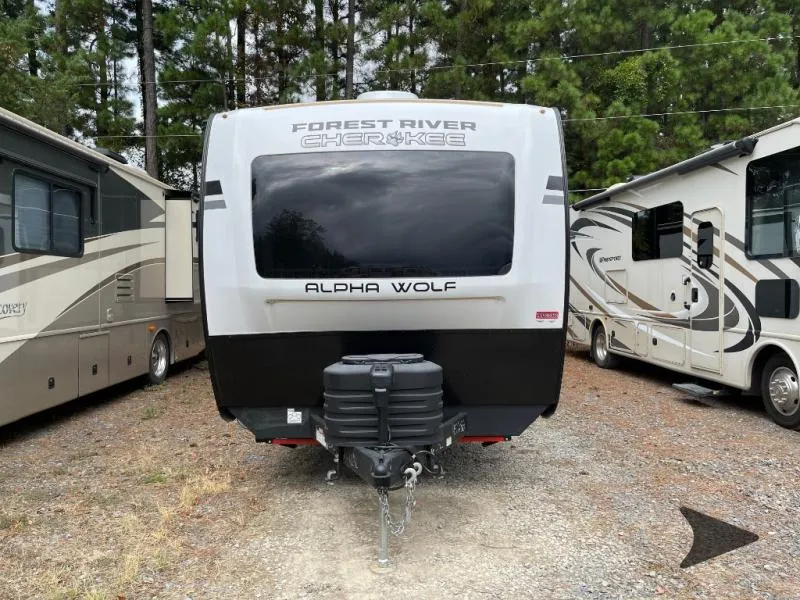 2025 Forest River Cherokee Alpha Wolf 26RL - Photo 3