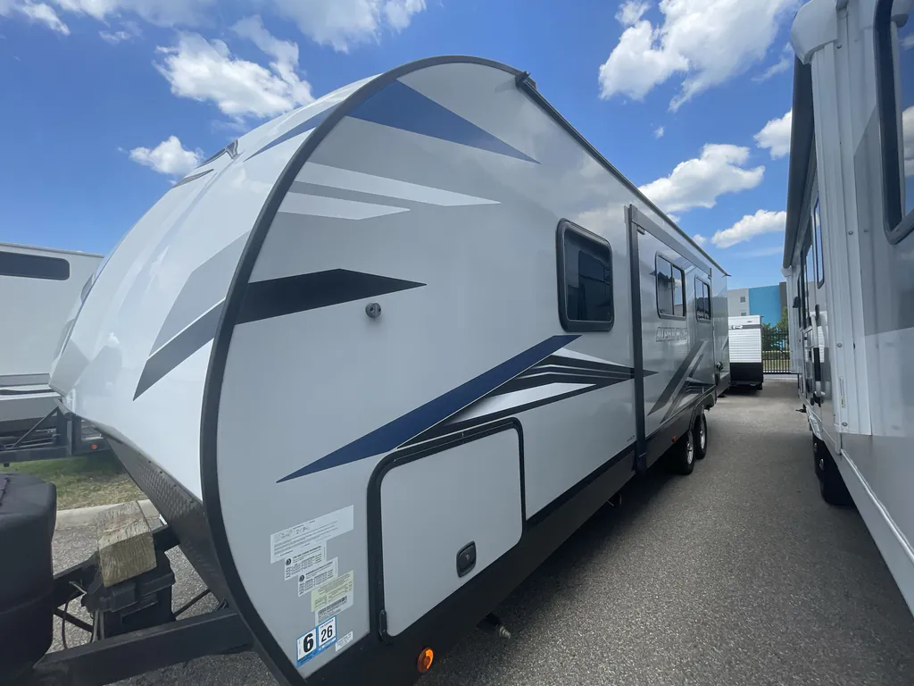 2022 Forest River Cherokee Alpha Wolf 26RB-L, Photos photo 6