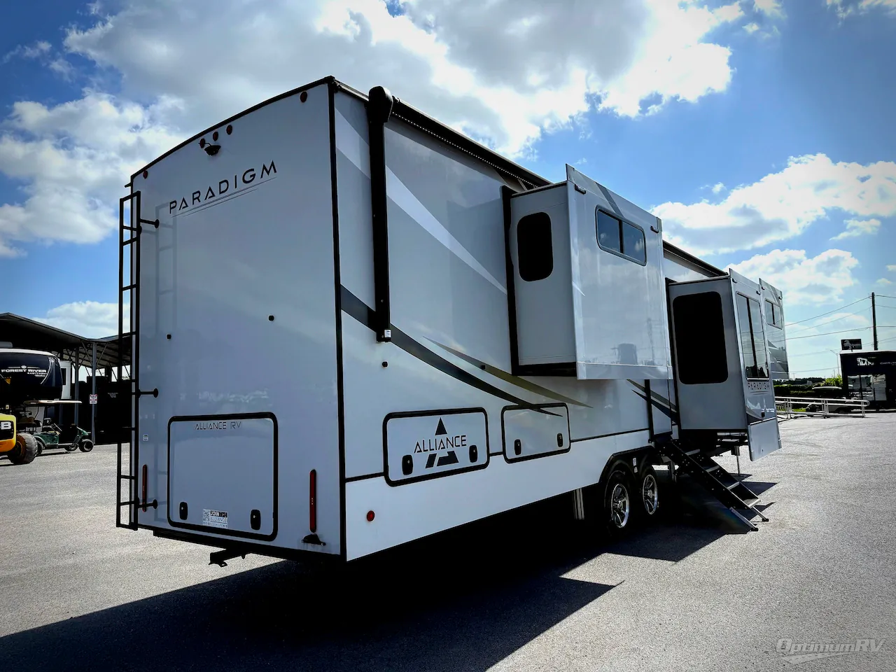 2024 Alliance RV Paradigm 385FL - Photo 3