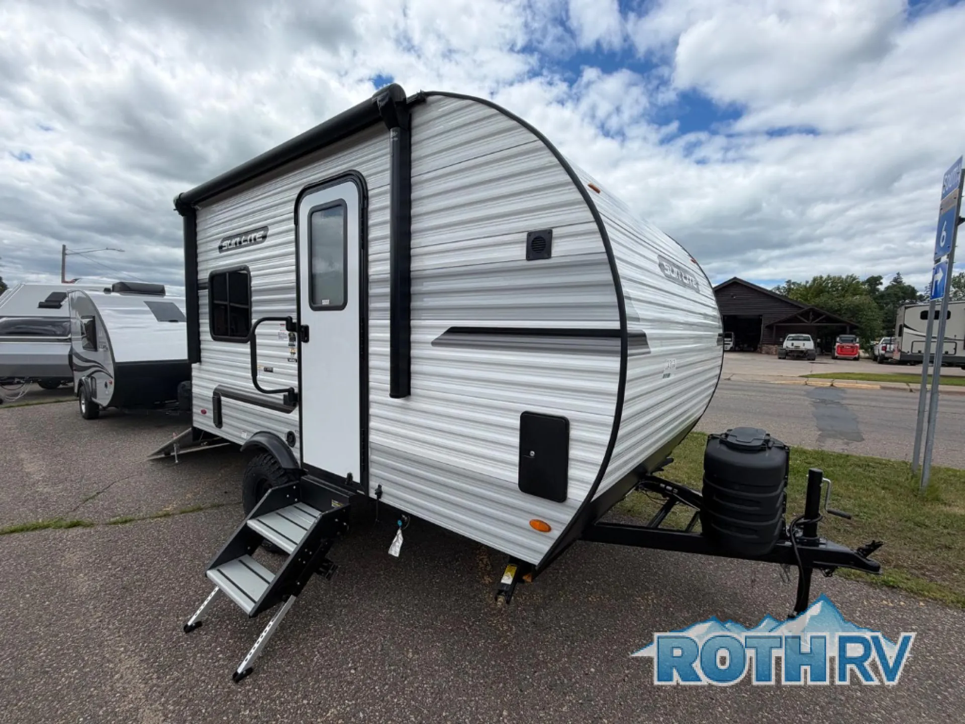 2026 Sunset Park RV Sun Lite 14THX - Photo 3