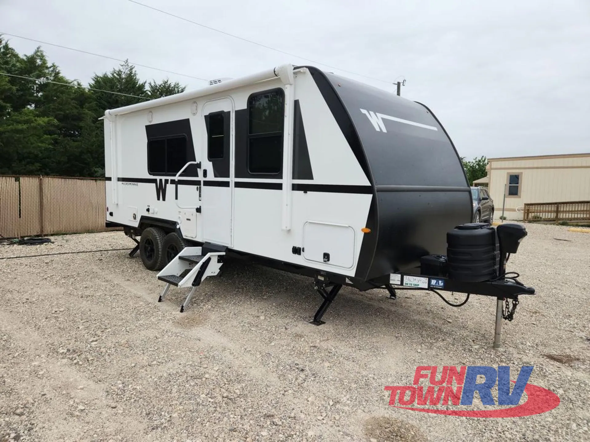 2026 Winnebago Micro Minnie 2200MBH - Photo 2