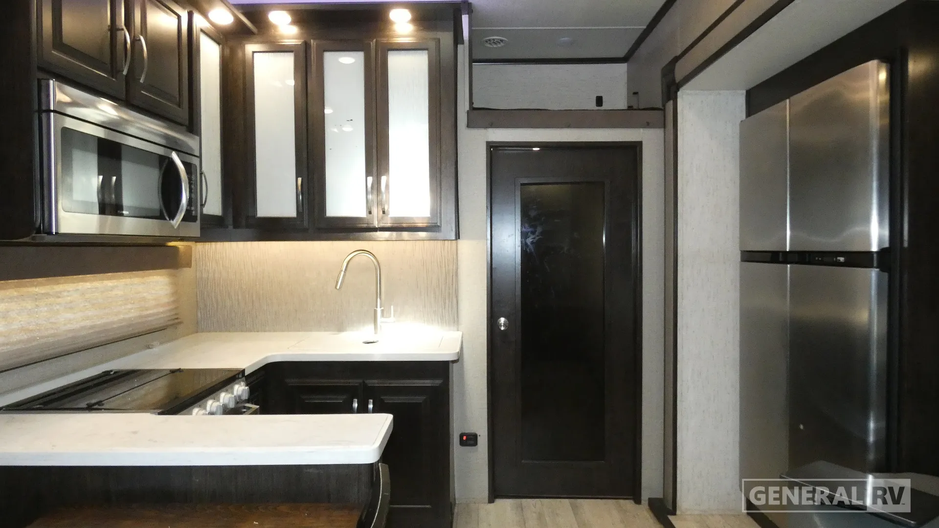 2018 Grand Design Momentum M Class 354M - Photo 3