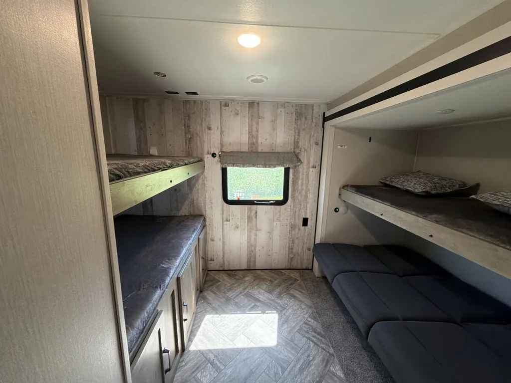 2023 Forest River Puma 32BHQS, Photos photo 7