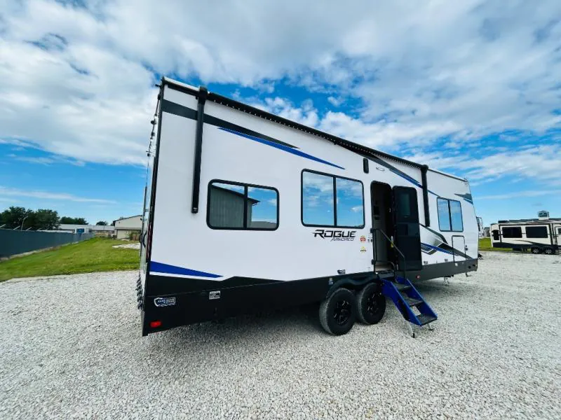 2026 Forest River Vengeance Rogue Armored 26L140, Photos photo 6