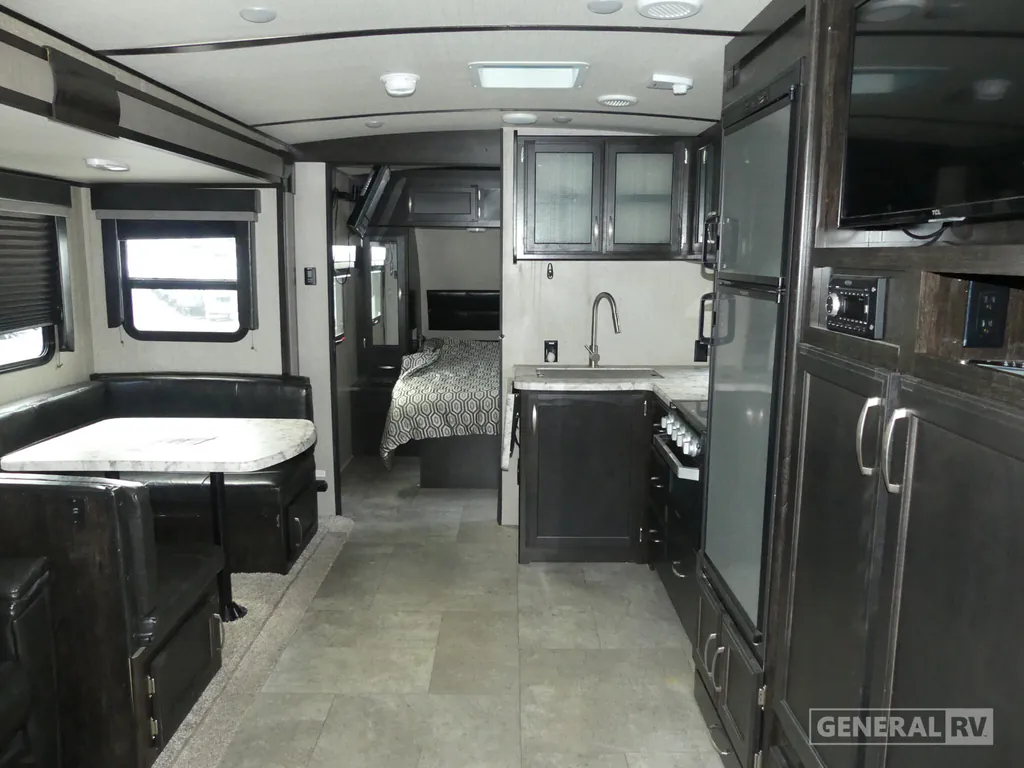 2019 Grand Design Imagine 2800BH, Photos photo 4
