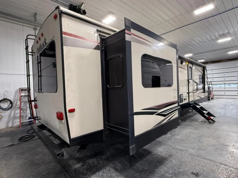 2014 Keystone RV Outback 298RE - Photo 2