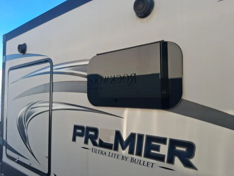 2018 Keystone Premier 30RIPR, Photos photo 25