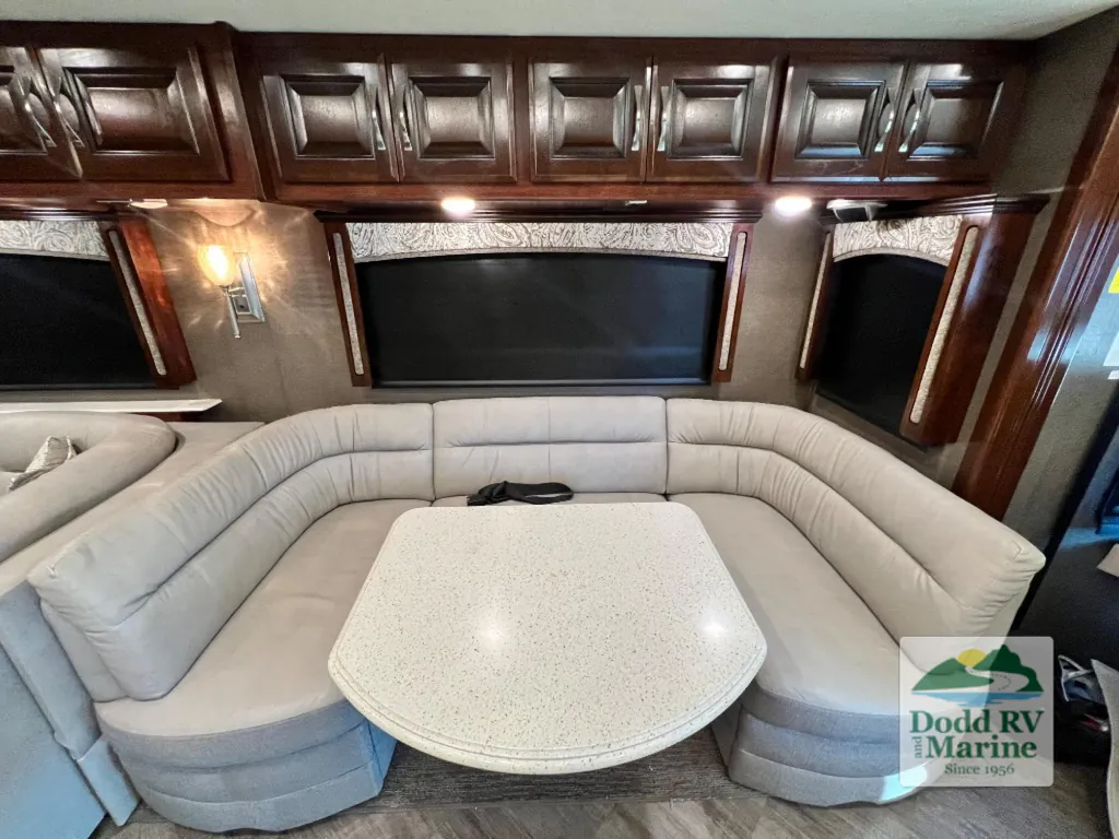 2019 Fleetwood Pace Arrow LXE 38K, Photos photo 19