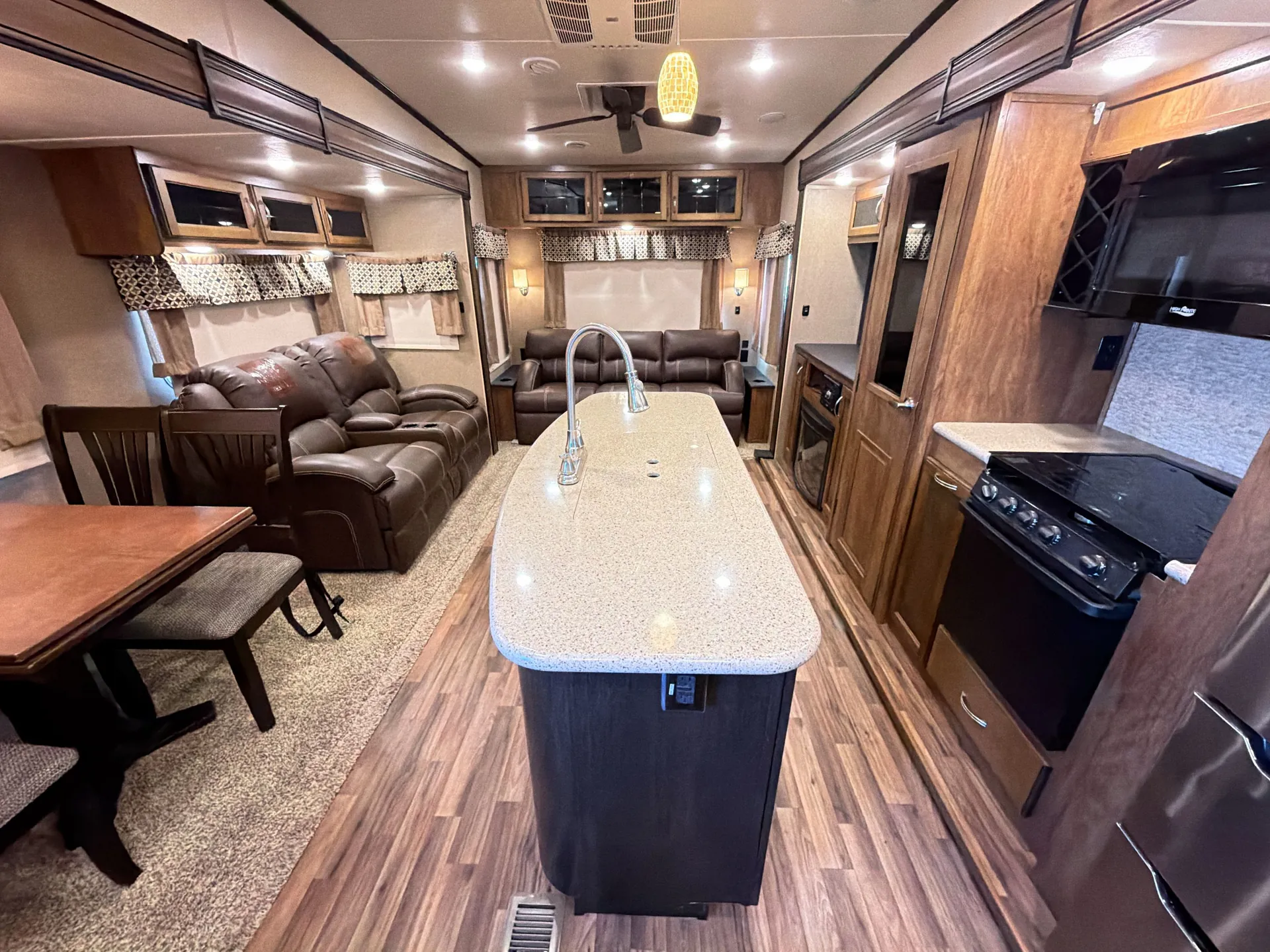 2018 Coachmen Chaparral 336TSIK — living area main