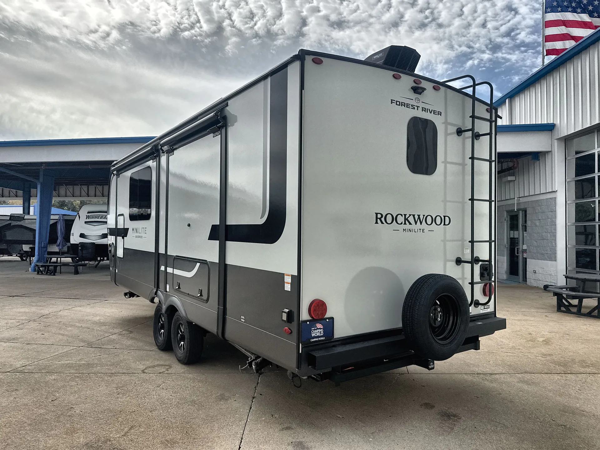 2027 Forest River Rockwood Mini Lite 2523MBR — backside