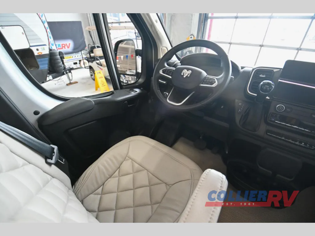 2026 Thor Motor Coach Tellaro 20U, Photos photo 12