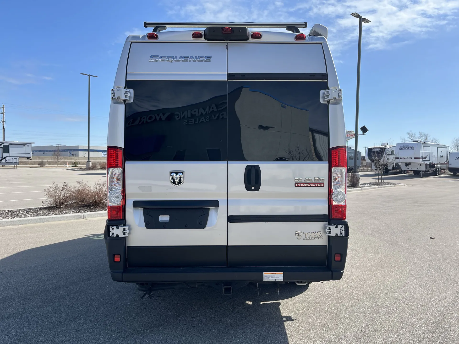 2022 Thor Motor Coach Sequence 20K — living area main