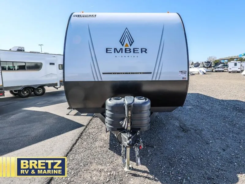 2025 Ember RV E-Series 22ETS - Photo 3