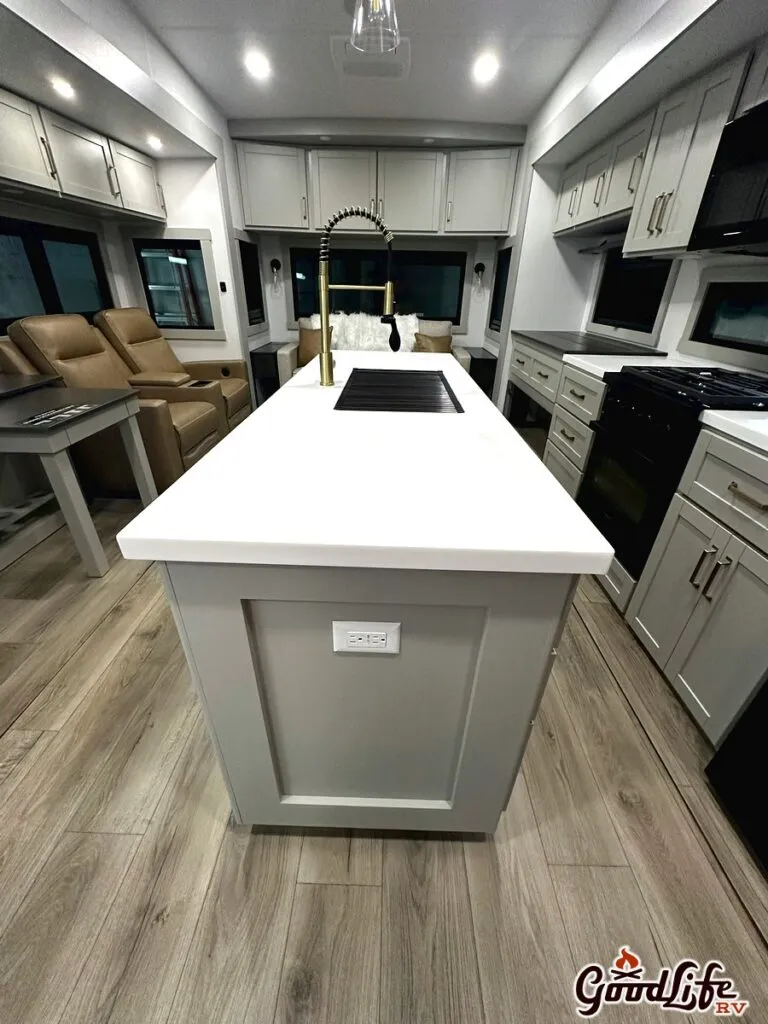 2026 Brinkley Model Z 3600, Photos photo 93