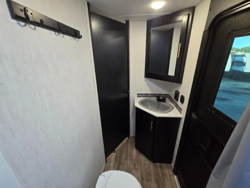 2022 Forest River Cherokee 274BRB, Photos photo 34