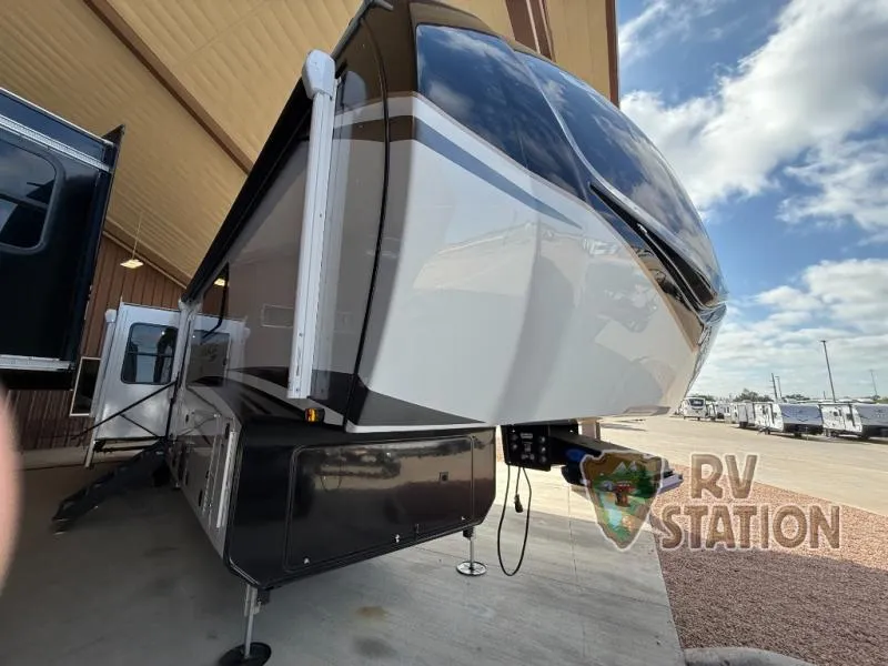 2026 Jayco Pinnacle 38FBRK - Photo 4