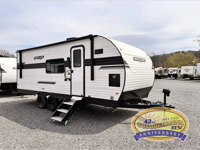 2025 Sunset Park RV Sun Lite 24TH - Photo 2