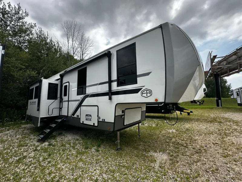 2026 Forest River Wildwood Heritage Glen 376FAM