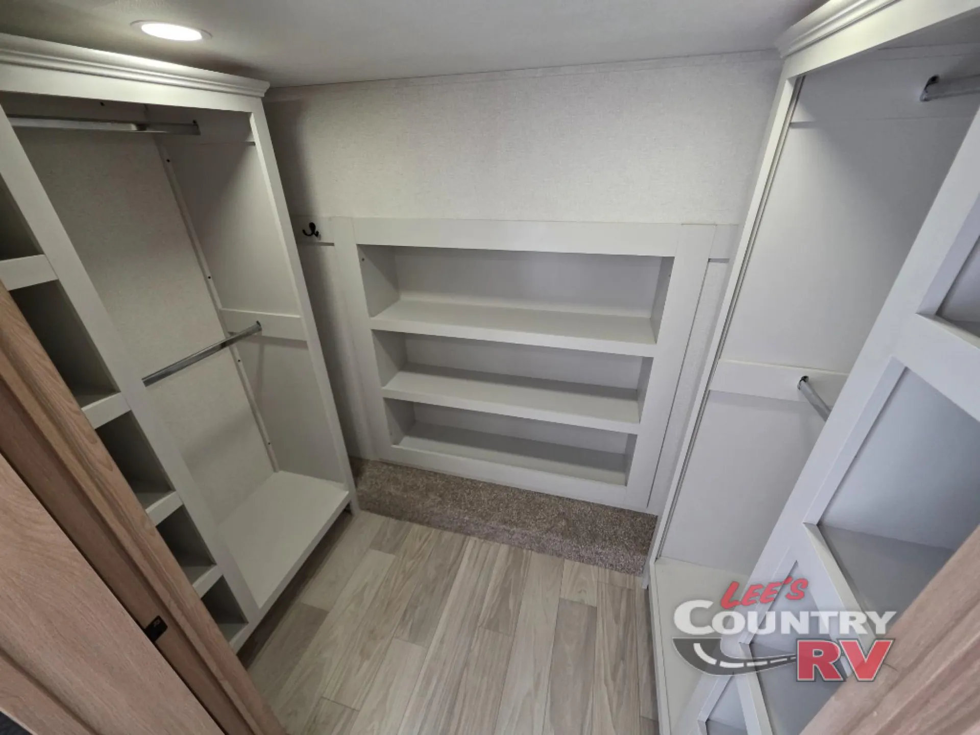 2026 Forest River Sandpiper 3800RK — Photo 5