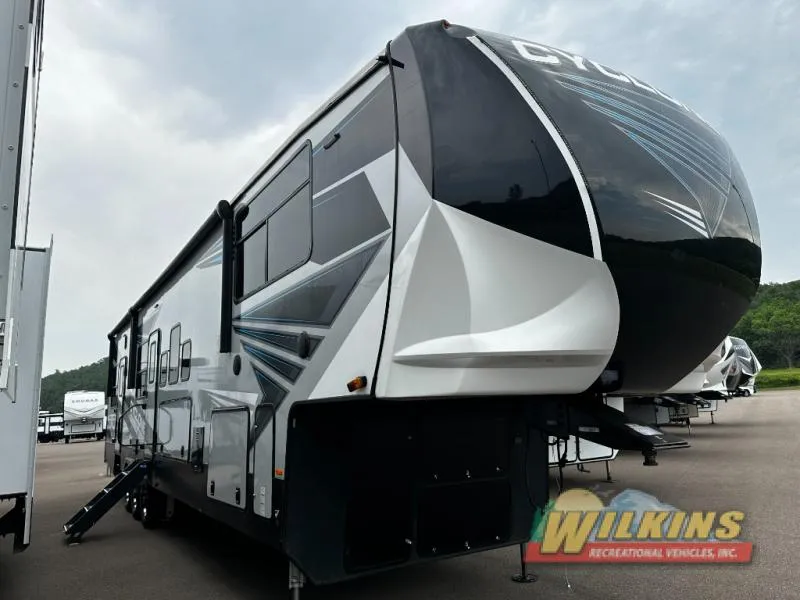 2021 Heartland Cyclone CY 4007 - Photo 2