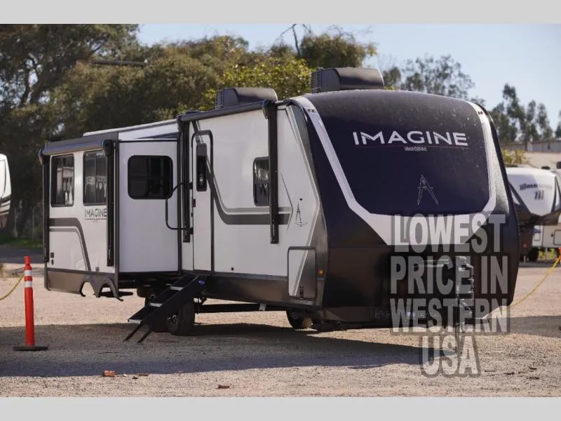 2026 Grand Design Imagine 2970RL - Photo 4