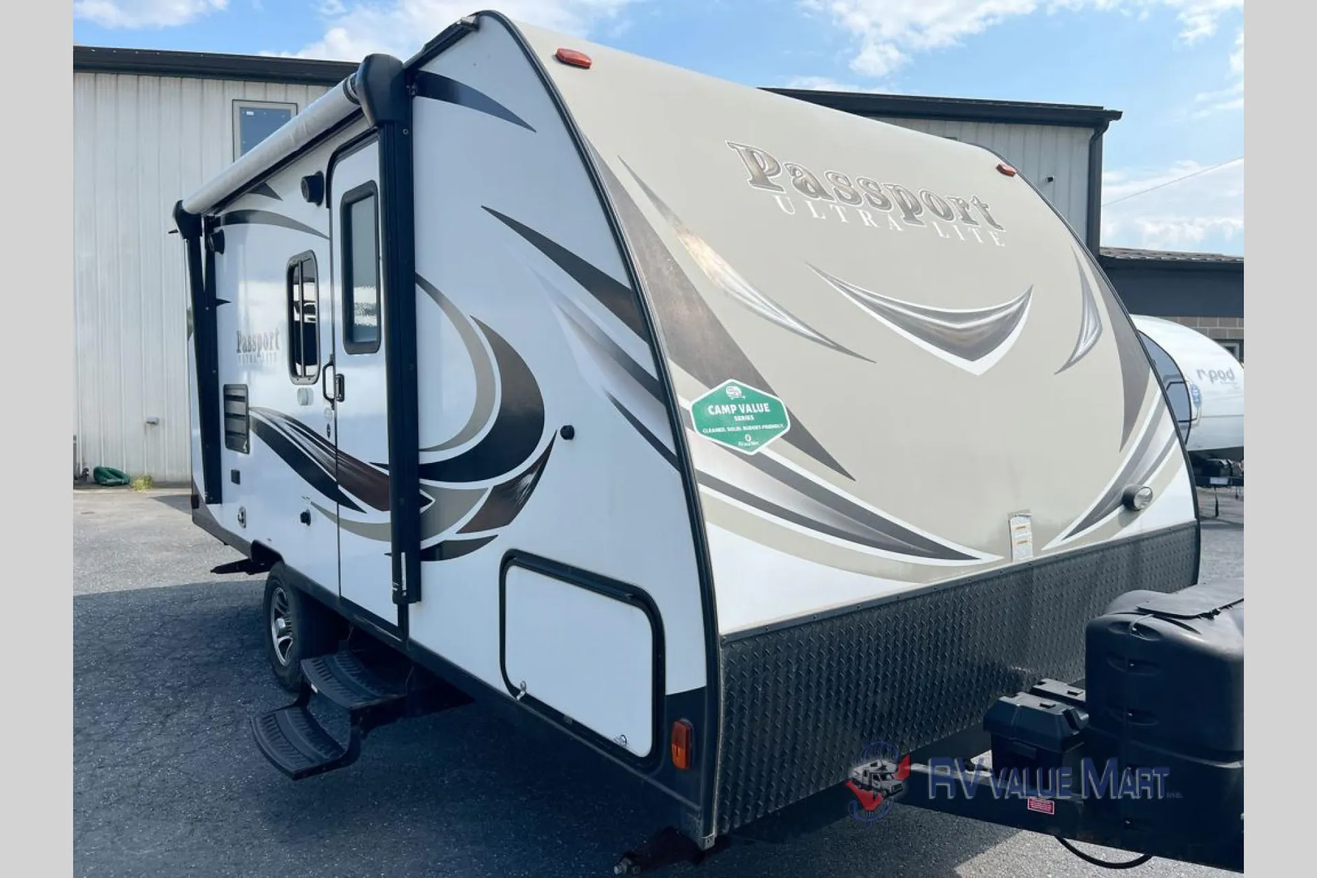 2019 Keystone Passport 175BH - Photo 2