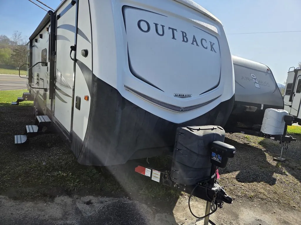 2018 Keystone Outback 324CG - Photo 2