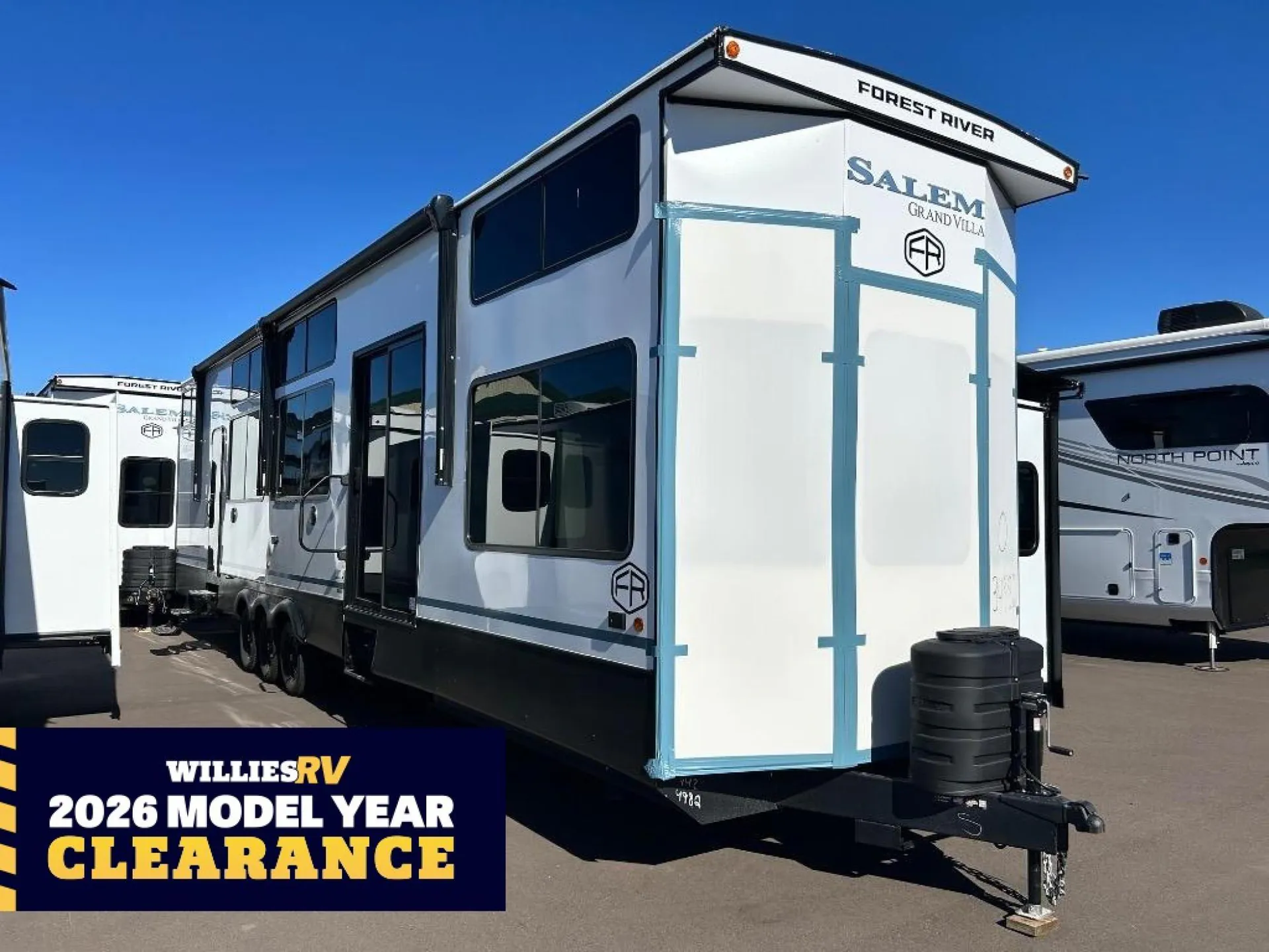 2026 Forest River Salem Grand Villa 44ZEN dealer photo 1 from Willie's RV