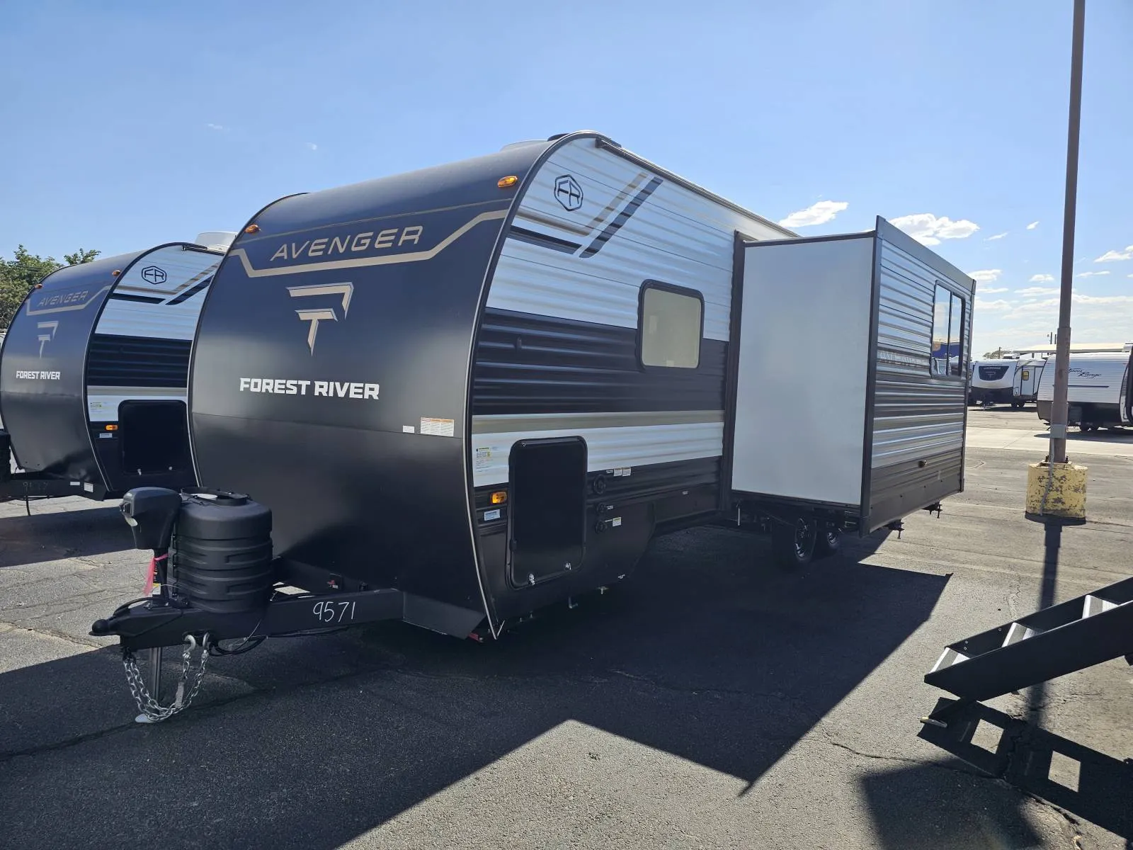2026 Prime Time Avenger 25MKO - Photo 3