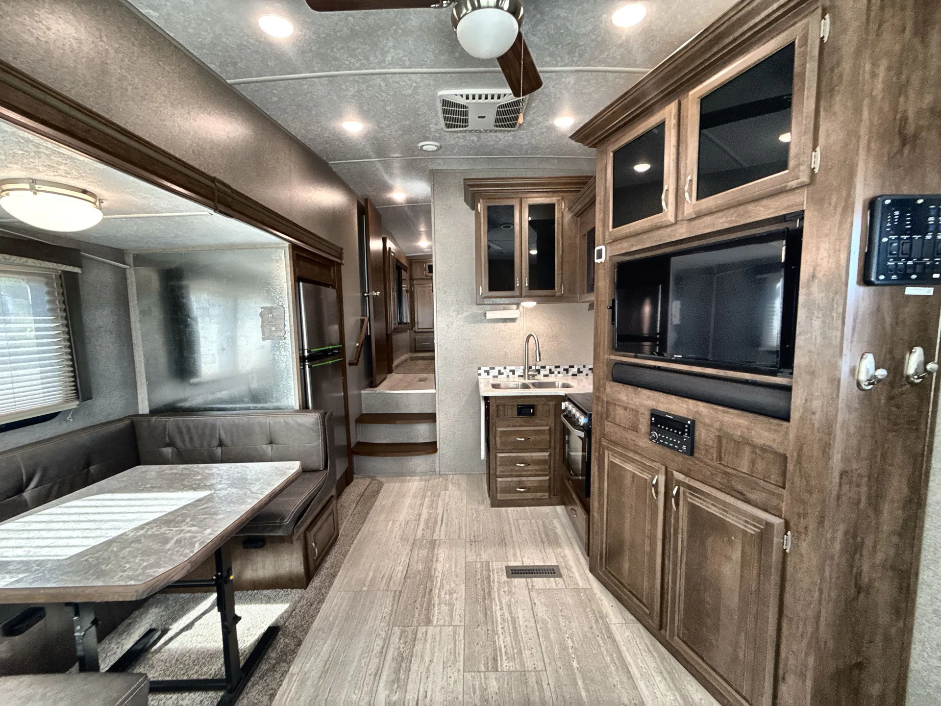 2020 Forest River Rockwood Ultra Lite 2441WS — living area main