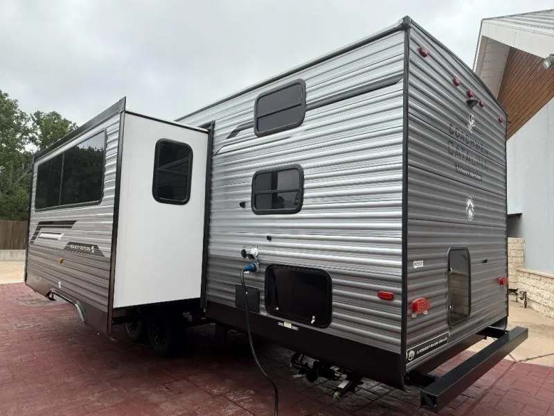 2027 Coachmen Catalina Legacy Edition 273DBHCK - Photo 4