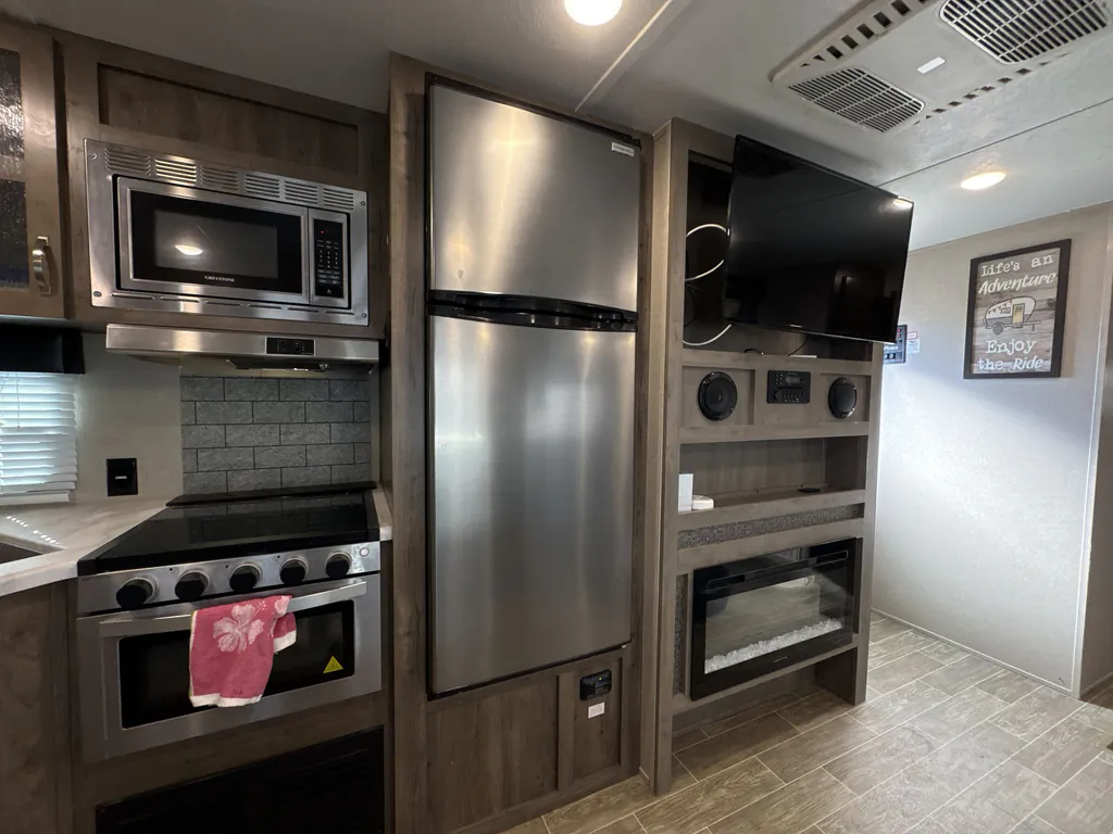 2020 Forest River Puma 31QBBH, Photos photo 8