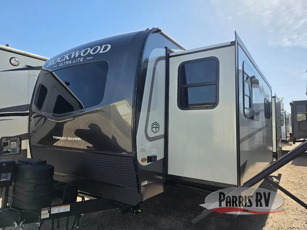 2027 Forest River Rockwood Ultra Lite 2608BS - Photo 3
