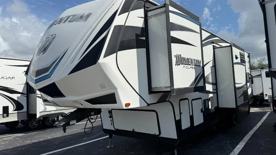 2015 Grand Design Momentum 350M - Photo 3