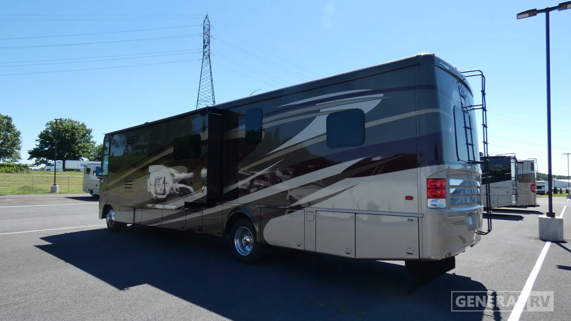 2015 Newmar Canyon Star 3919 - Photo 4