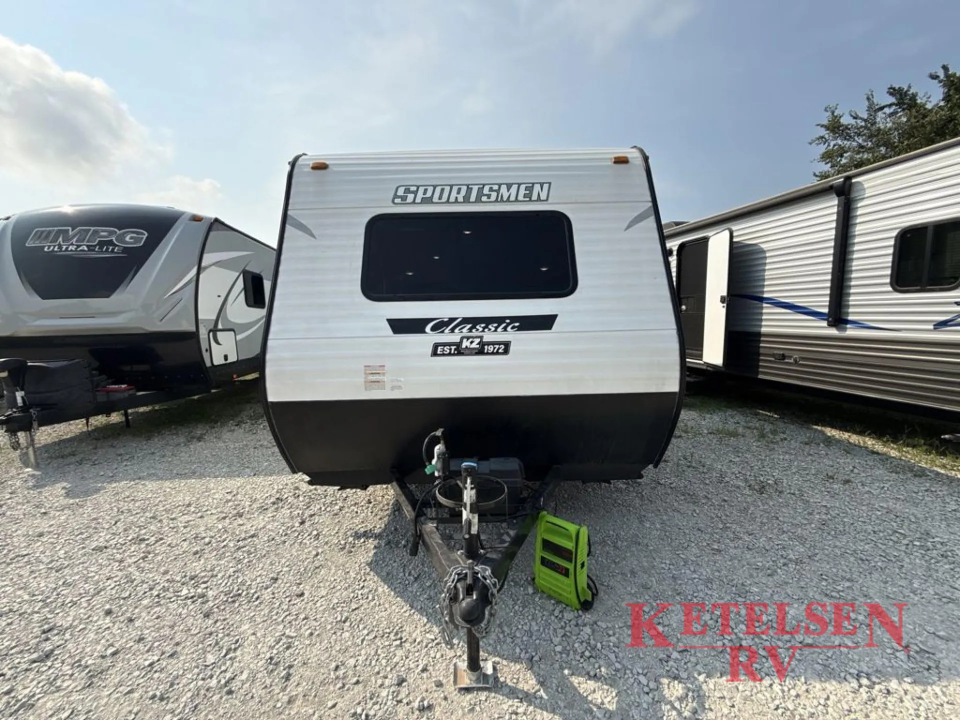 2021 K-Z Sportsmen Classic 160QB - Photo 4