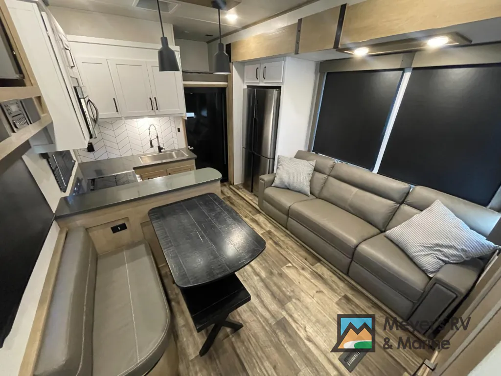 2023 Keystone Raptor 362, Photos photo 7