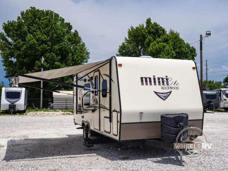 2018 Forest River Rockwood Mini Lite 2306 - Photo 4