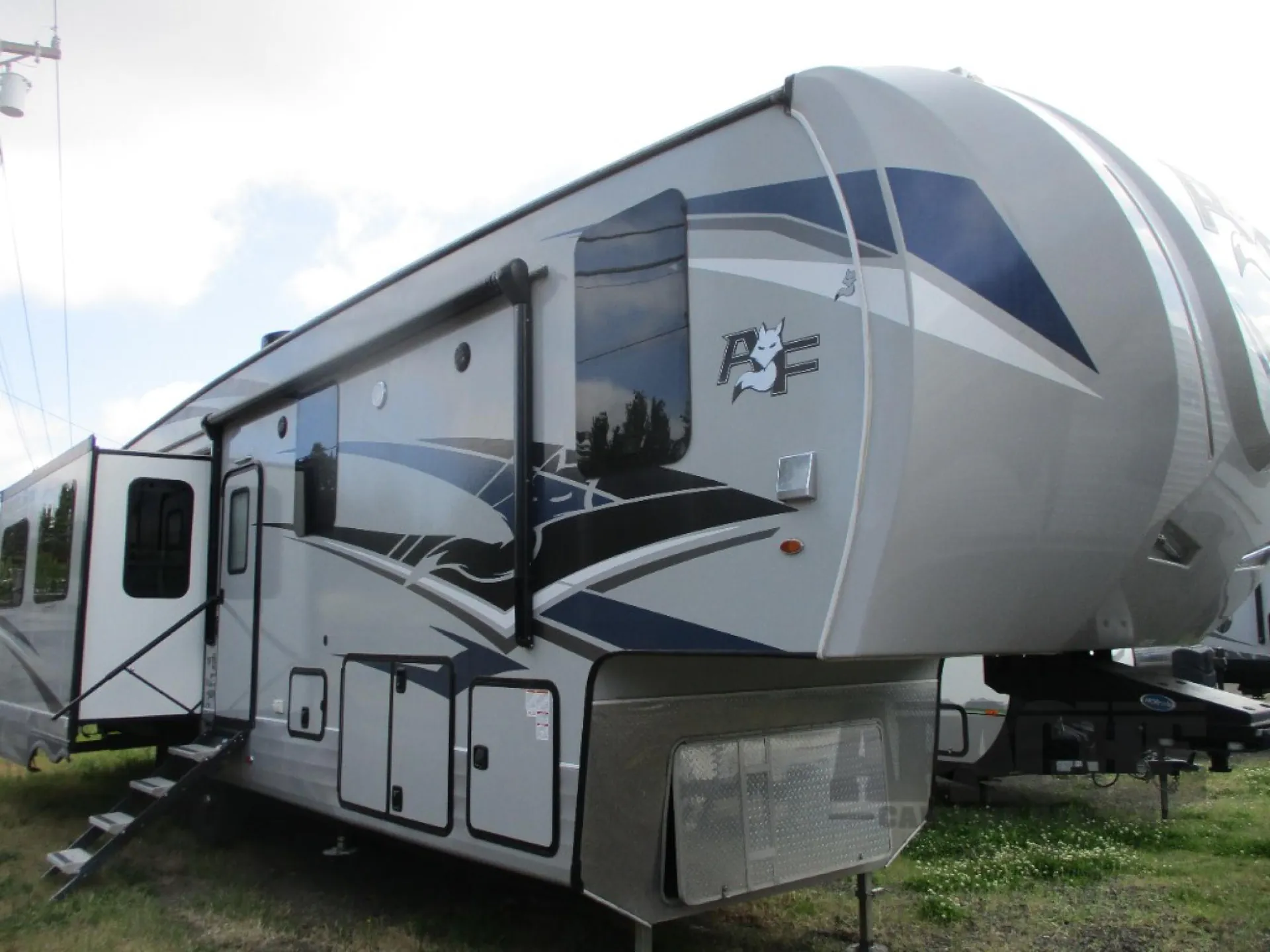 2024 Northwood Arctic Fox Grande Ronde 36 5VS - Photo 3