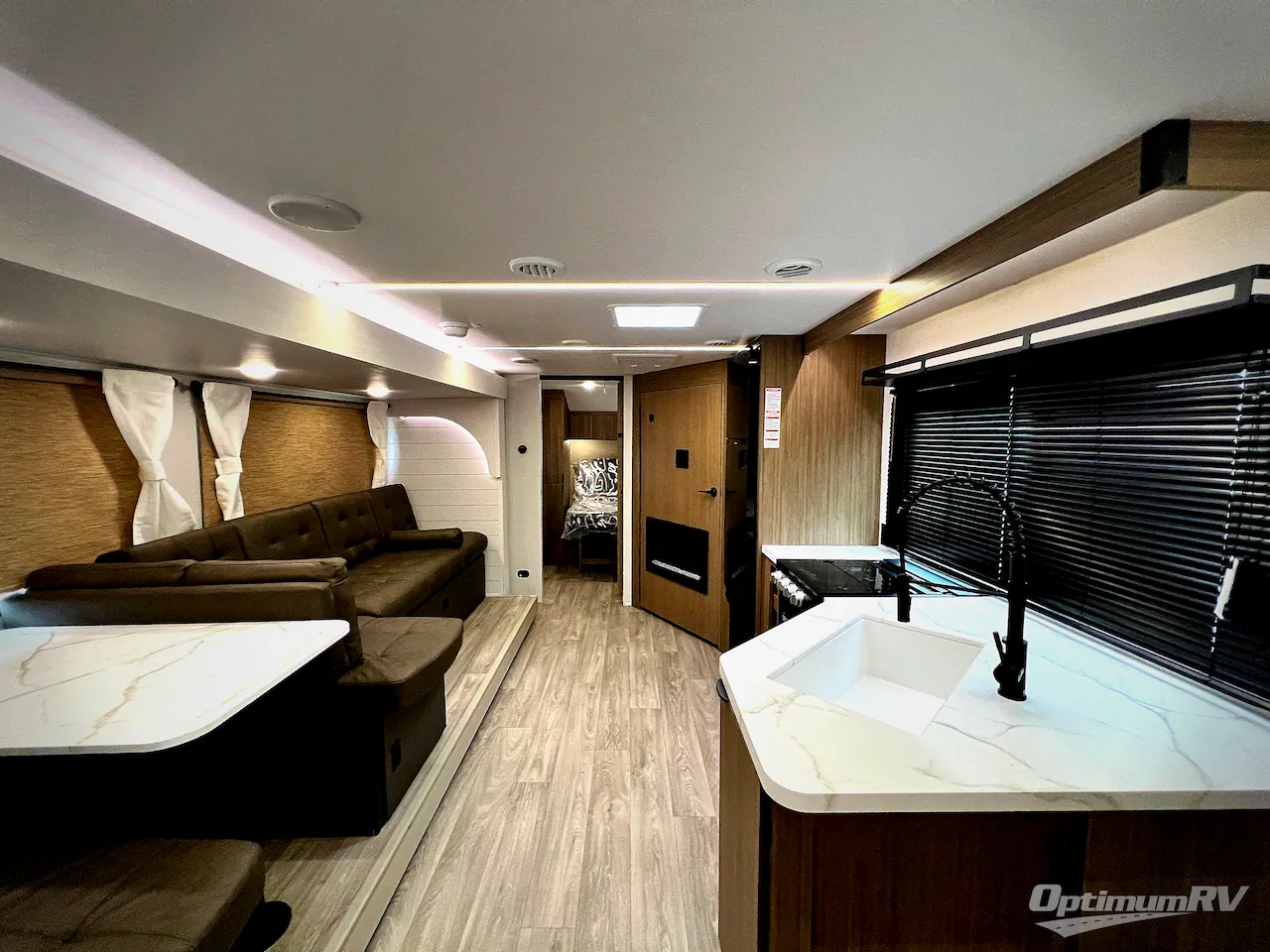 2026 Forest River Wildwood X-Lite 26ICE — Photo 5