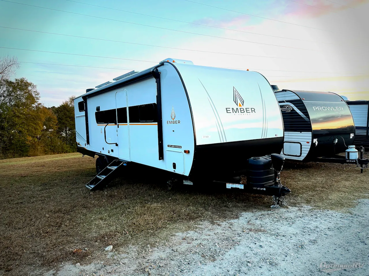 2026 Ember RV E-Series 26ETS - Photo 2