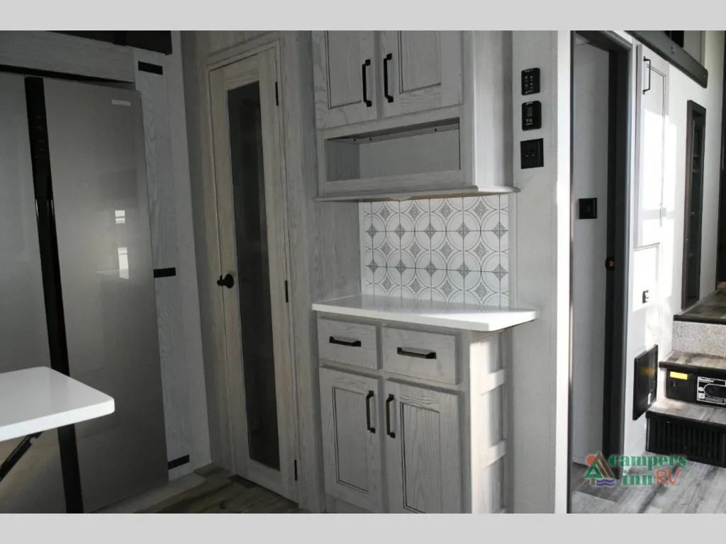 2024 Keystone Montana High Country 385BR, Photos photo 17