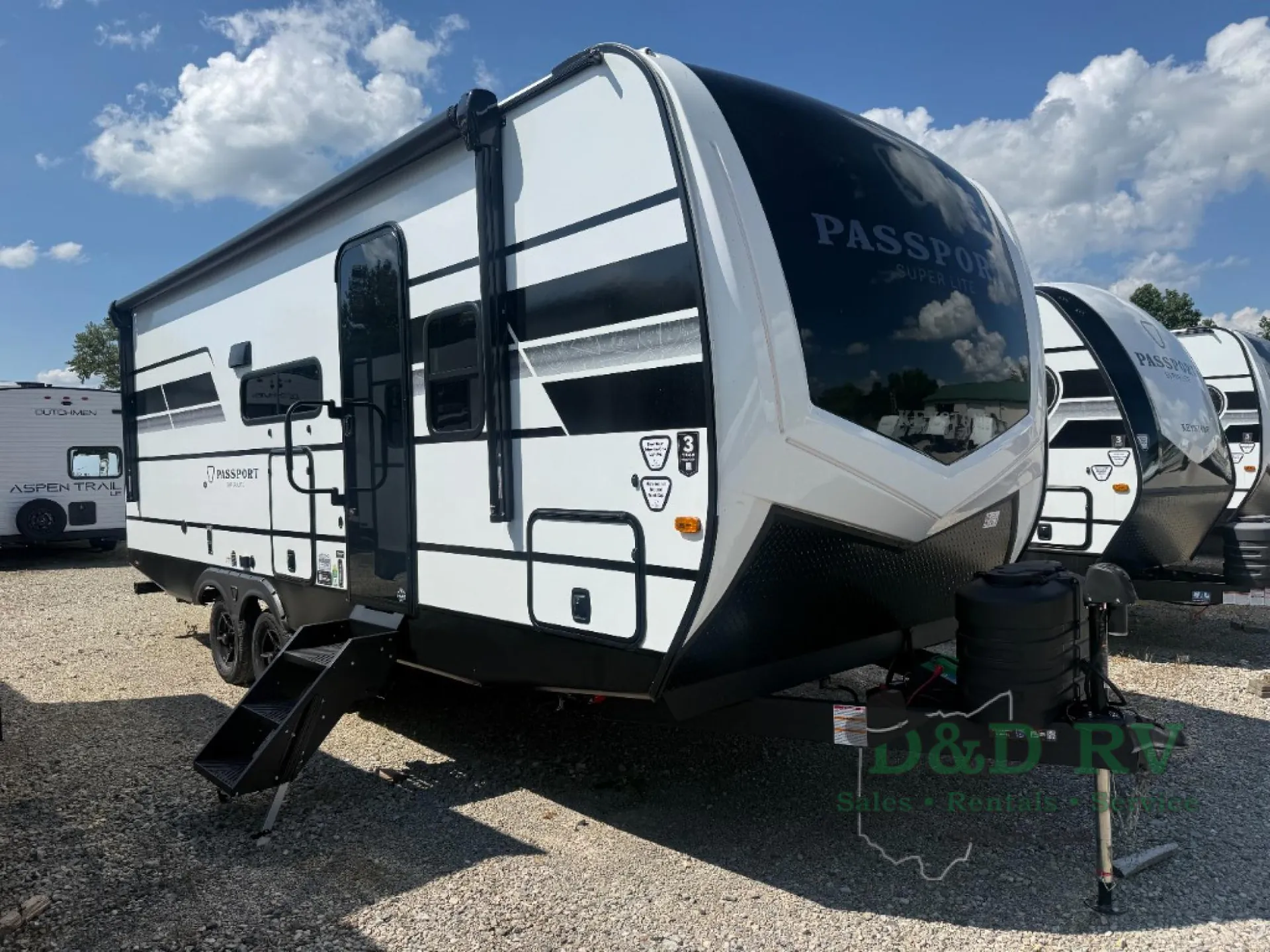 2027 Keystone Passport SL Series 2220BH - Photo 2