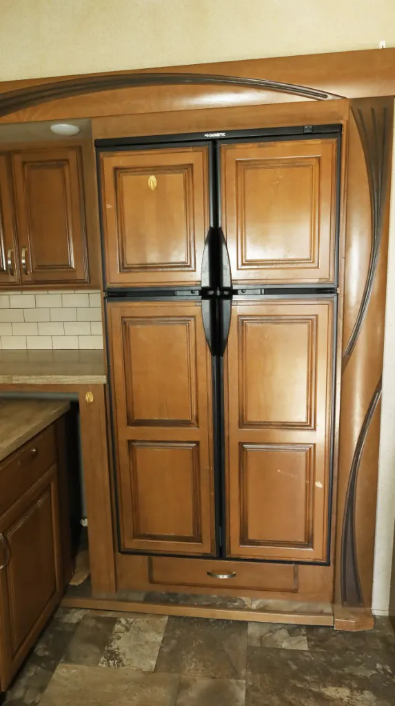 2018 Forest River Cedar Creek Hathaway Edition 34RE — Photo 5