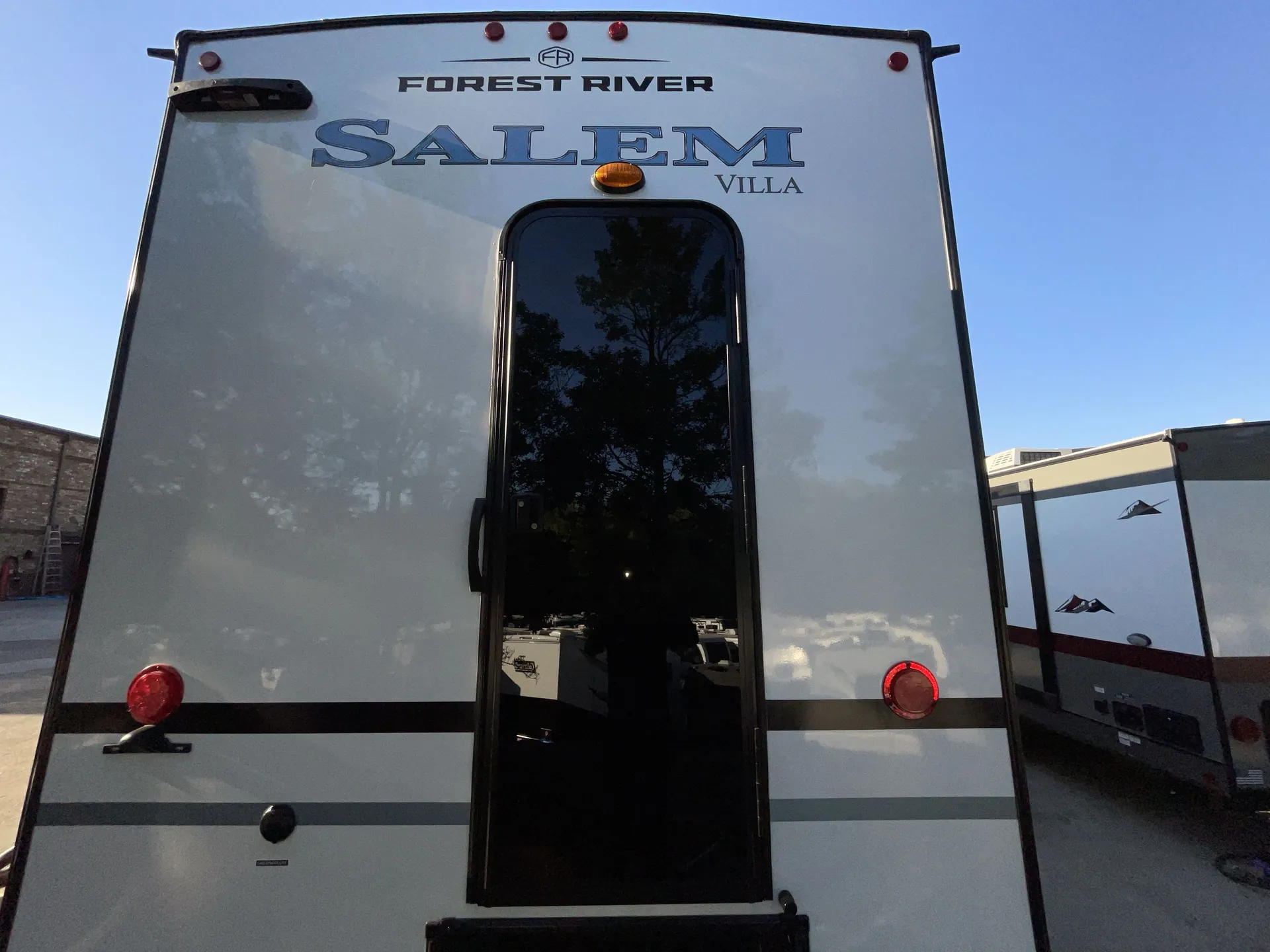2026 Forest River Salem Villa 42DMS — backside