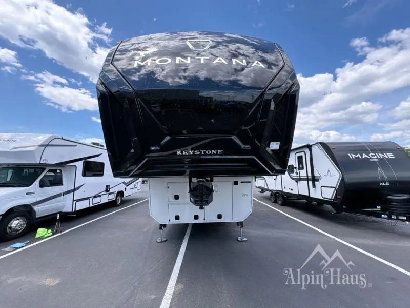 2026 Keystone Montana 3900RK - Photo 4