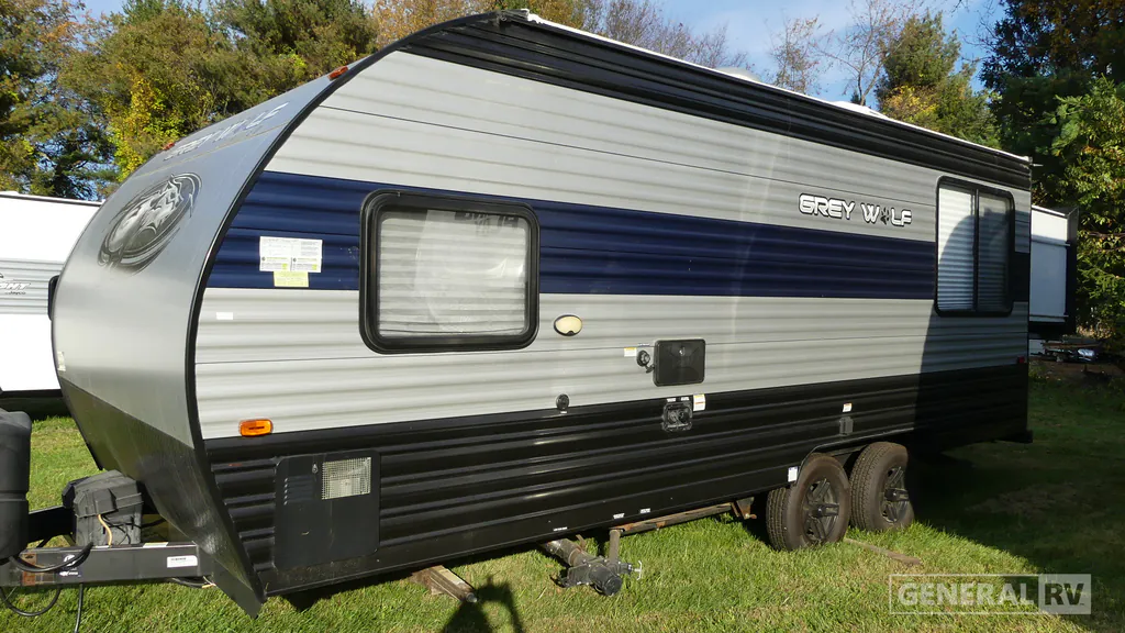 2021 Forest River Cherokee Grey Wolf 19SM, Photos photo 3